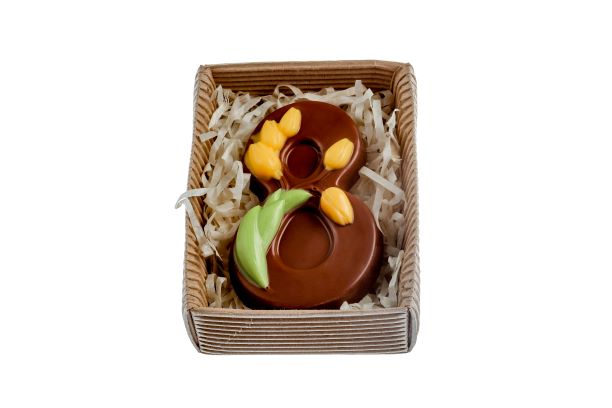 Шоколад "8 марта" в коробочке