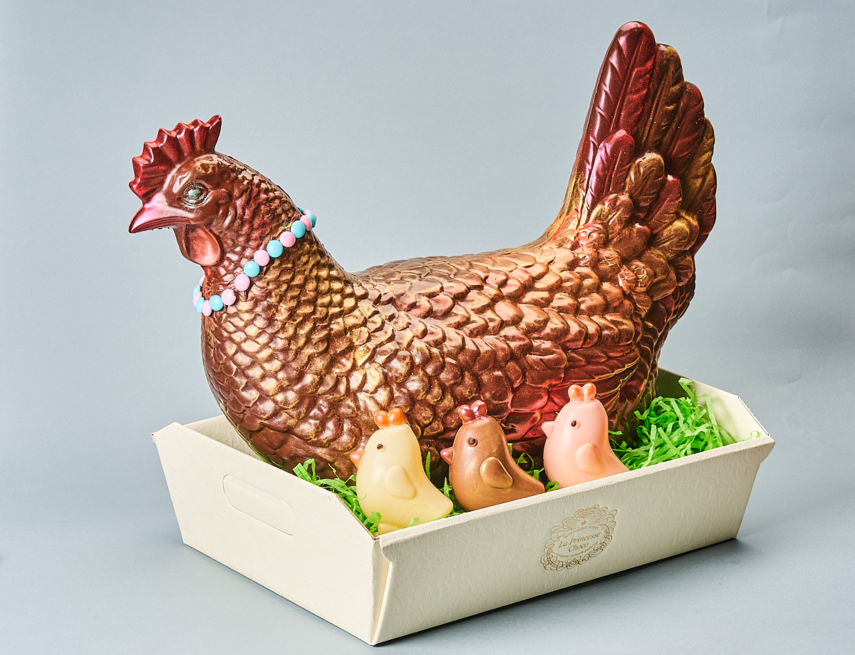 Фигура шоколадная "Курица с цыплятами", 1,8 кг